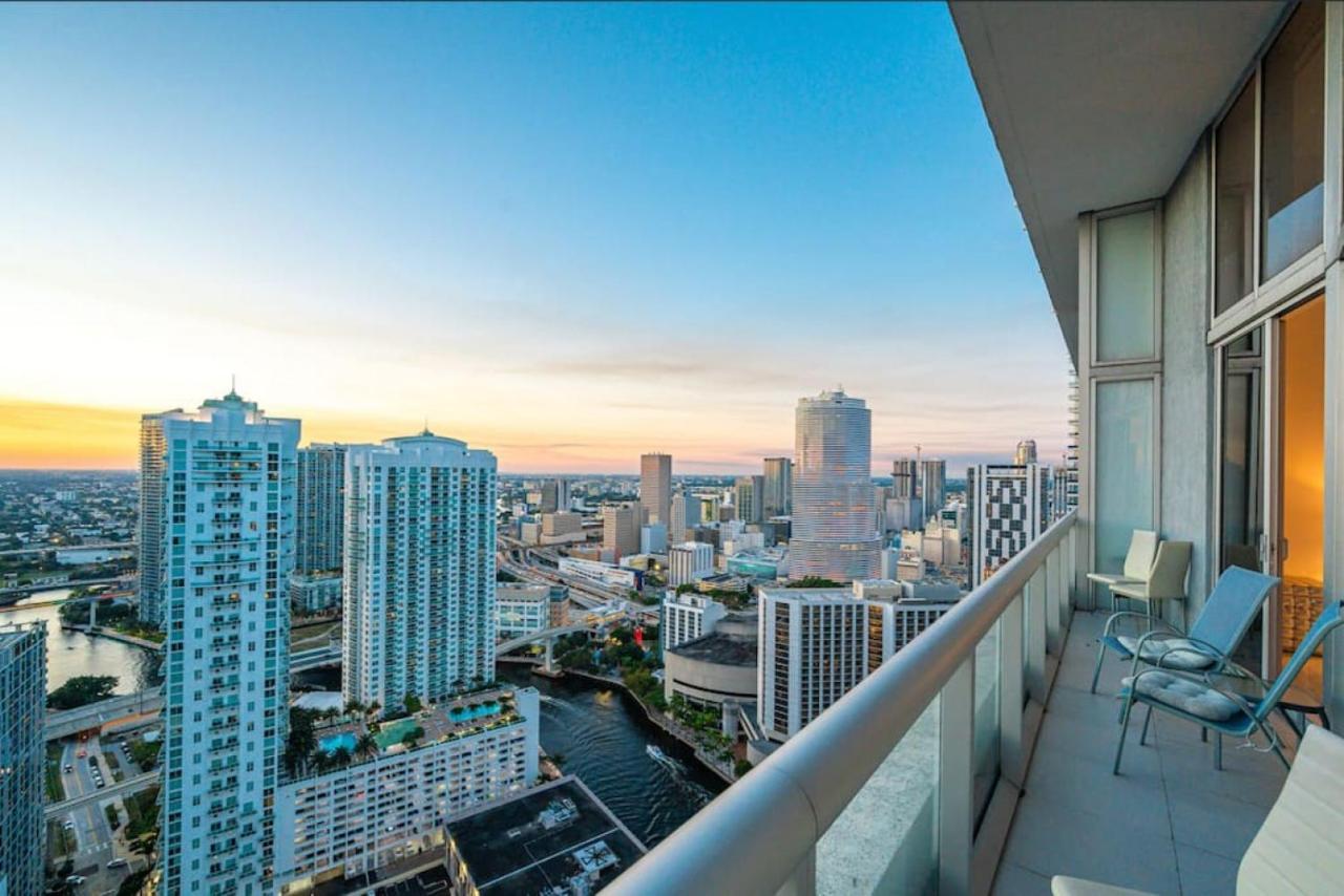 Beautiful One Bedroom Condo 16Ft Ceilings At The W Miami Exteriör bild